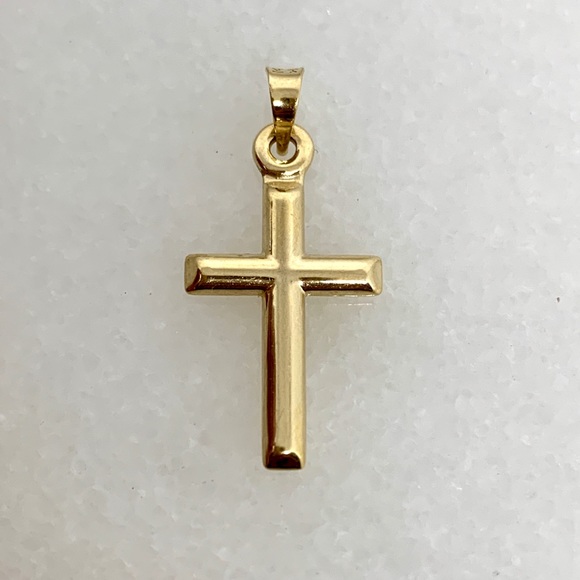 14K Gold 1" Diamond Cut Cross Pendant .45g - Picture 3 of 6